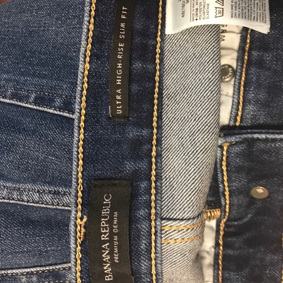 Banana Republic - Picture 2 of 4